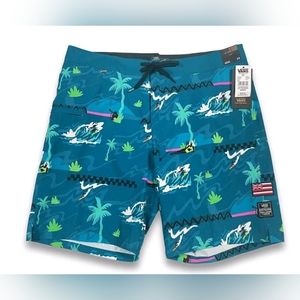 Vans VTCS 2022 Board Shorts *NWT*